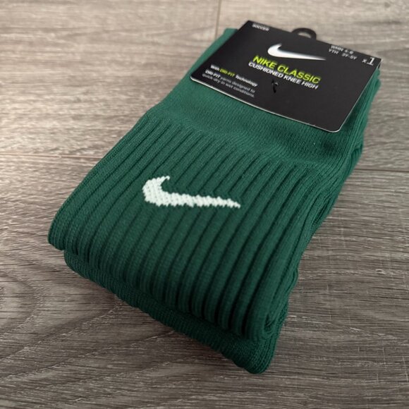 NWT Nike Classic Soccer Knee High Socks Green Pair Size Women 4-6 Youth 3y - 5y - Picture 2 of 4